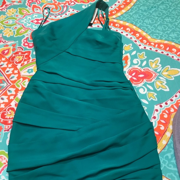 BCBGMaxazria Dress Size 0 - Picture 3 of 5